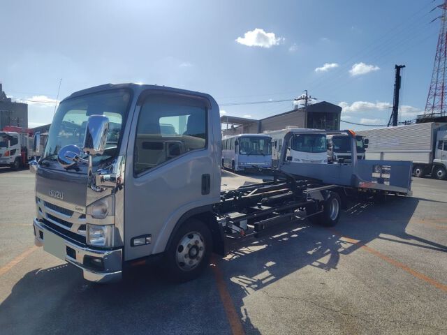 2019 Isuzu Elf Seksai auction photo 4