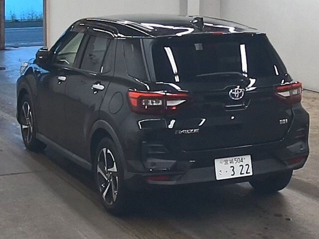 2022 Toyota Raize ハイブリッドZ auction photo 2
