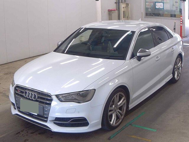 2015 Audi S3 Sedan ベースグレード 4WD auction photo 4