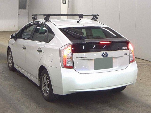 2013 Toyota Prius S auction photo 2