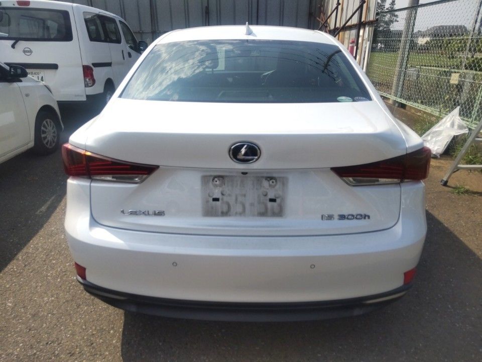 2017 Lexus IS auction photo 5