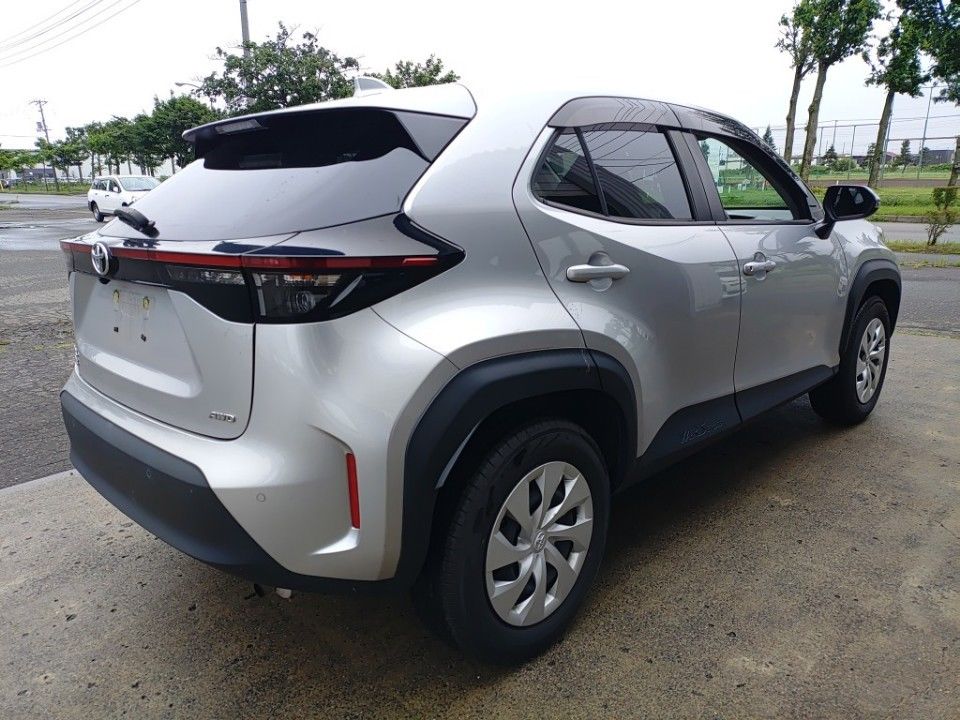 2022 Toyota Yaris Cross auction photo 2