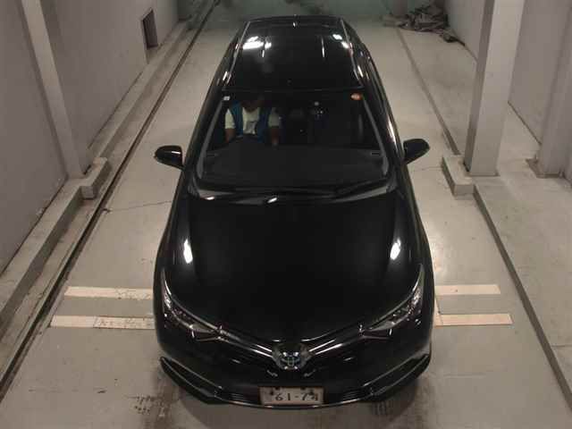 2017 Toyota Auris ハイブリッド auction photo 6