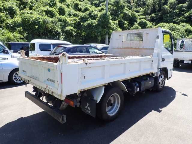 2021 Mitsubishi Fuso Canter 3.0t dump truck auction photo 2