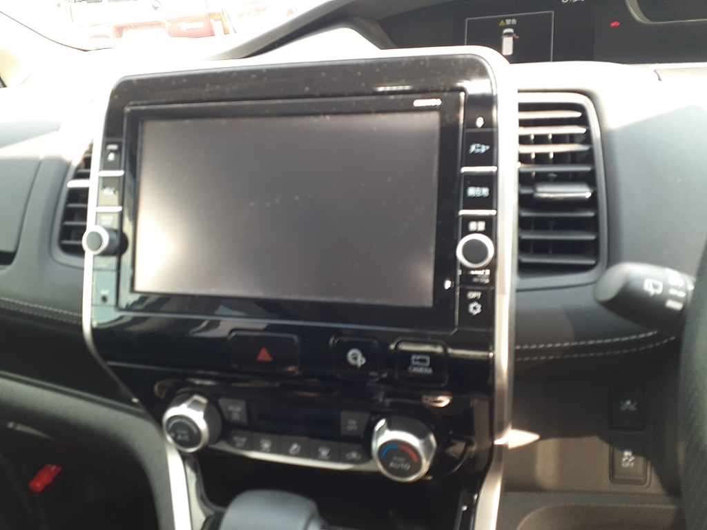 2017 Nissan Serena ハイウェイスター Vセレクション auction photo 12