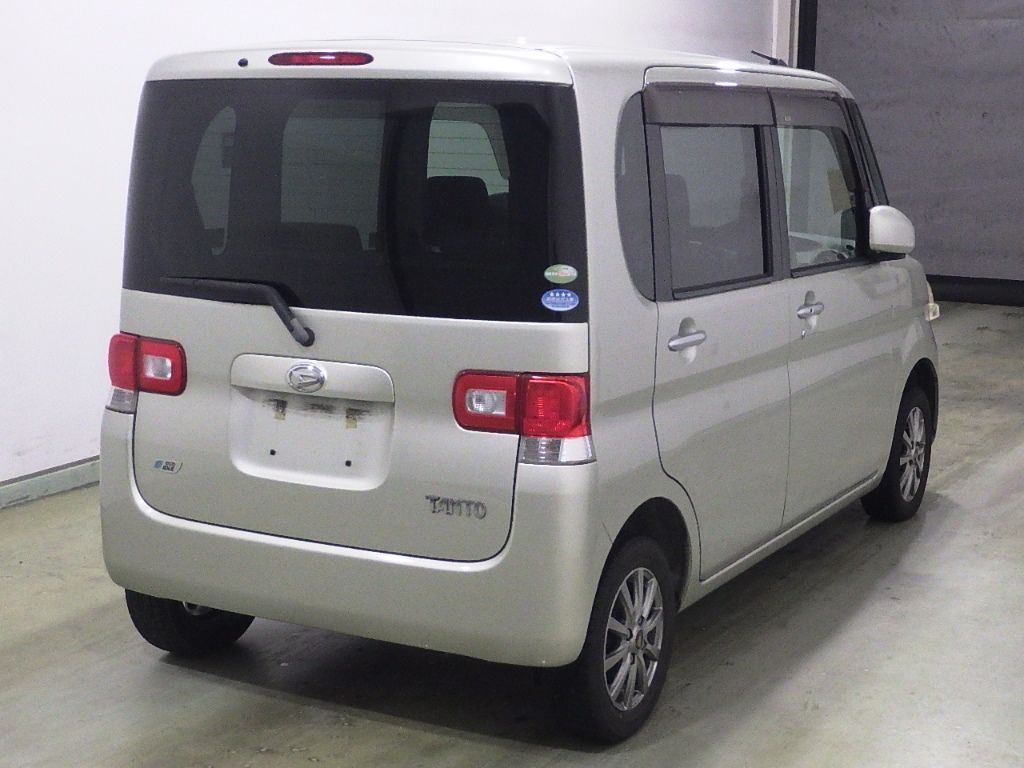 2012 Daihatsu Tanto X auction photo 2