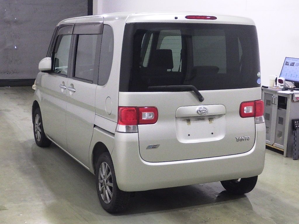 2012 Daihatsu Tanto X auction photo 5
