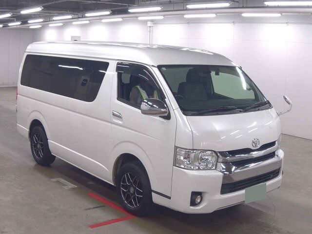 2015 Toyota Hiace GL 4WD Japan auction vehicle