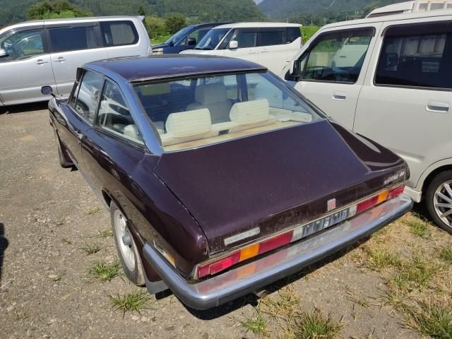 1980 Isuzu 117クーペ auction photo 2