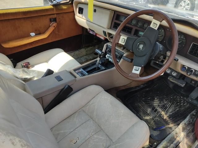 1980 Isuzu 117クーペ auction photo 3