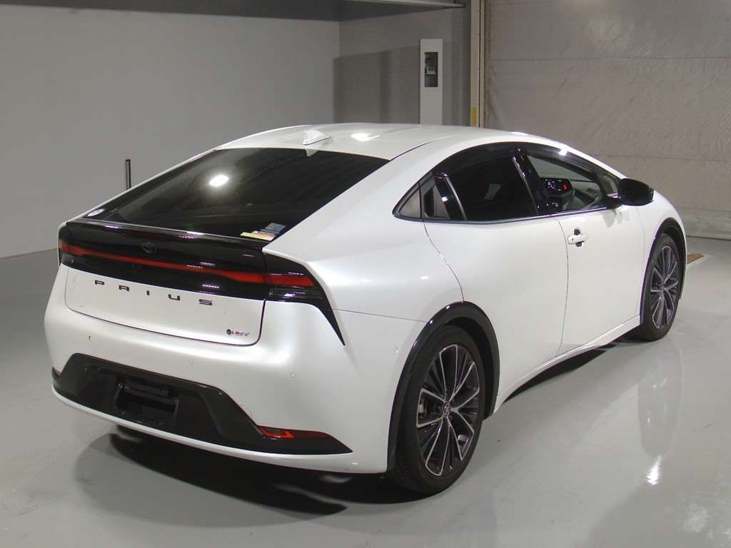 2023 Toyota Prius Z auction photo 2