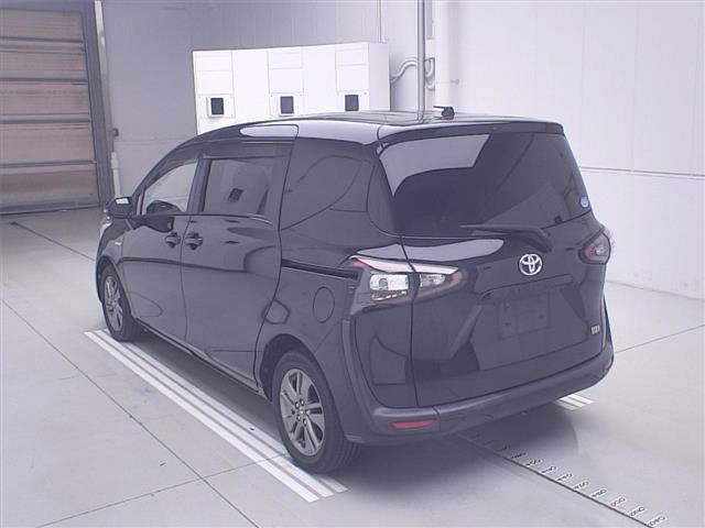 2018 Toyota Sienta ハイブリッドGクエロ トヨタセー auction photo 2