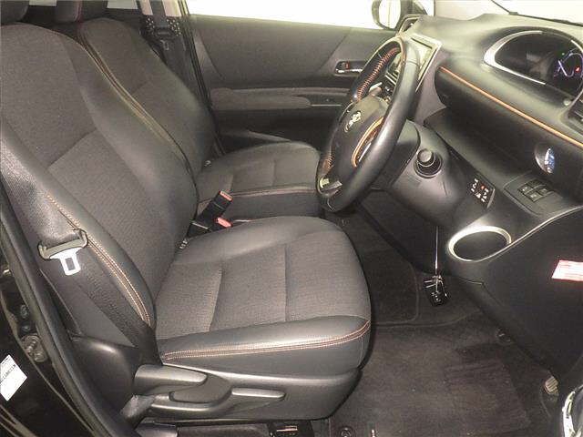 2018 Toyota Sienta ハイブリッドGクエロ トヨタセー auction photo 5