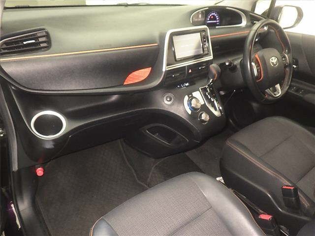 2018 Toyota Sienta ハイブリッドGクエロ トヨタセー auction photo 4