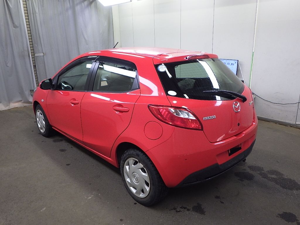 2009 Mazda Demio 13C-V auction photo 5