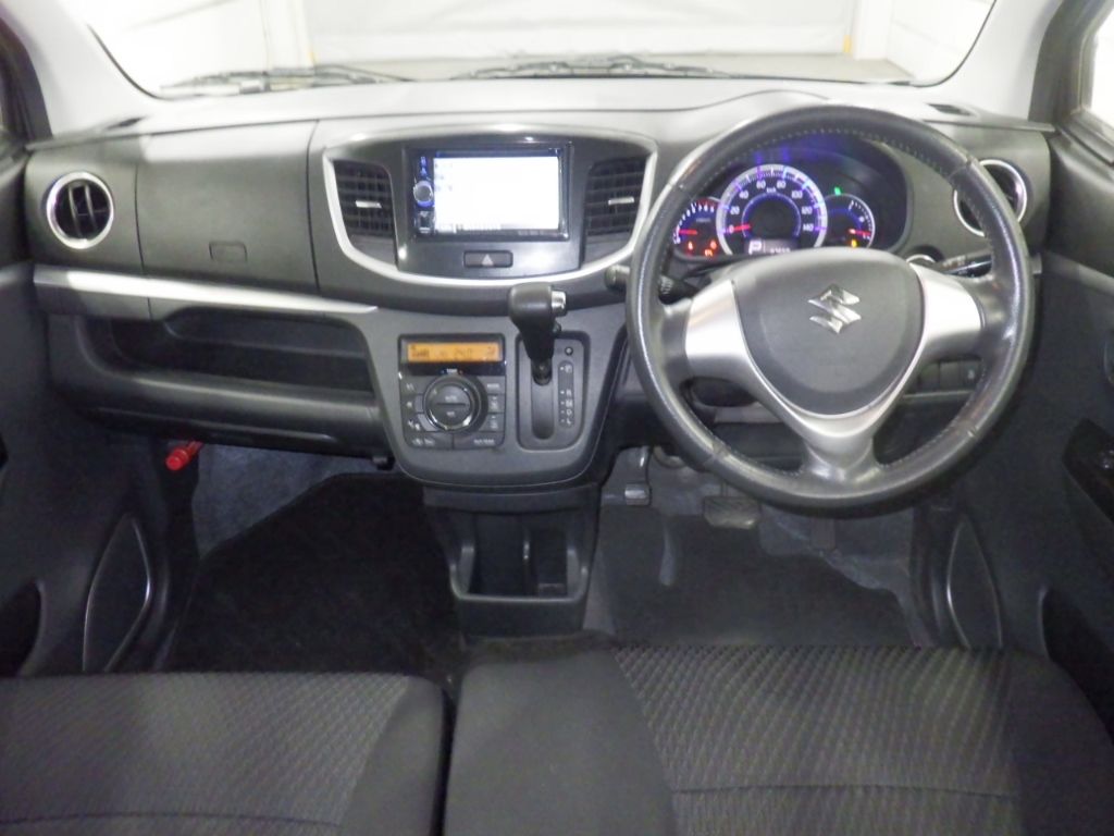 2014 Suzuki Wagon R スティングレーX auction photo 3