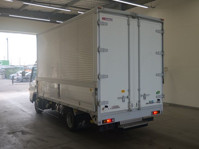 2019 Mitsubishi Fuso Canter Aluminum Wing auction photo 2