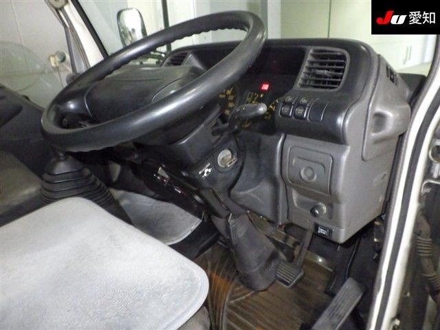 2001 Isuzu エルフ T auction photo 5