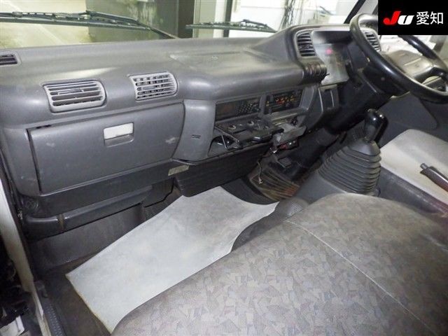 2001 Isuzu エルフ T auction photo 3