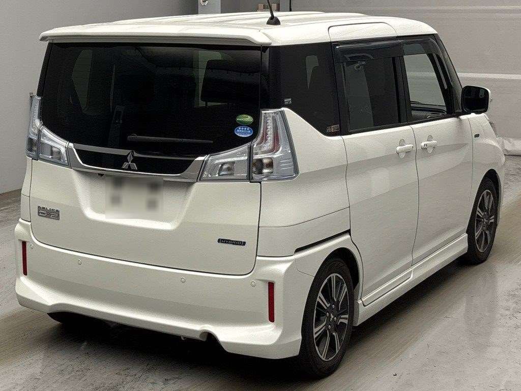 2019 Mitsubishi デリカD2 Custom HV SV Zenhoui Camera P auction photo 2