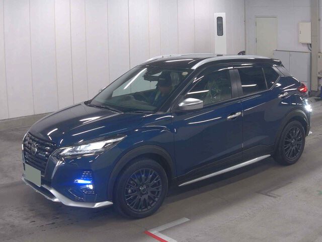 2022 Nissan Kicks オーテック 4WD auction photo 4