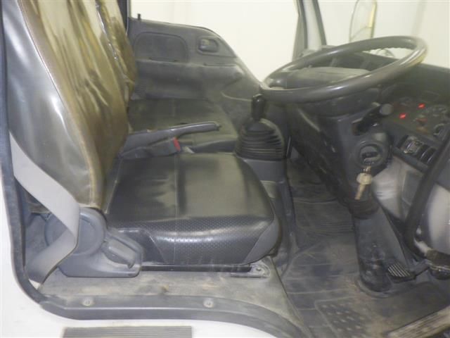 2013 Isuzu Elf dump auction photo 5