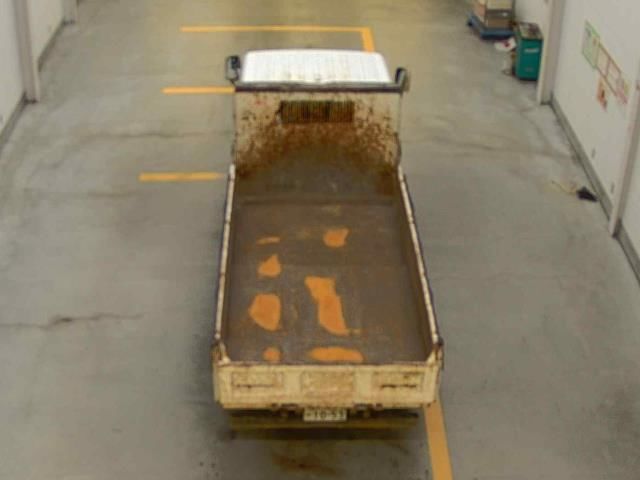 2013 Isuzu Elf dump auction photo 3