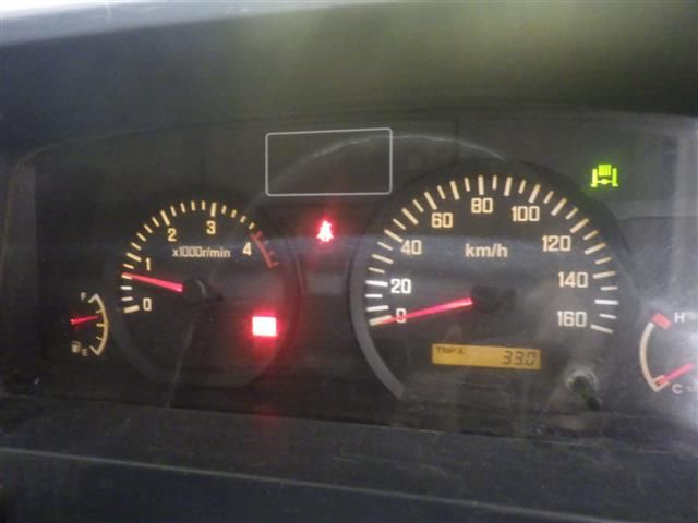 2013 Isuzu Elf dump auction photo 6