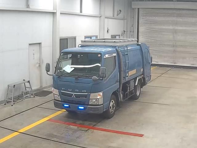 Japan Auction Vehicles 10 2016 Mitsubishi Fuso Canter Garbage truck auction photo