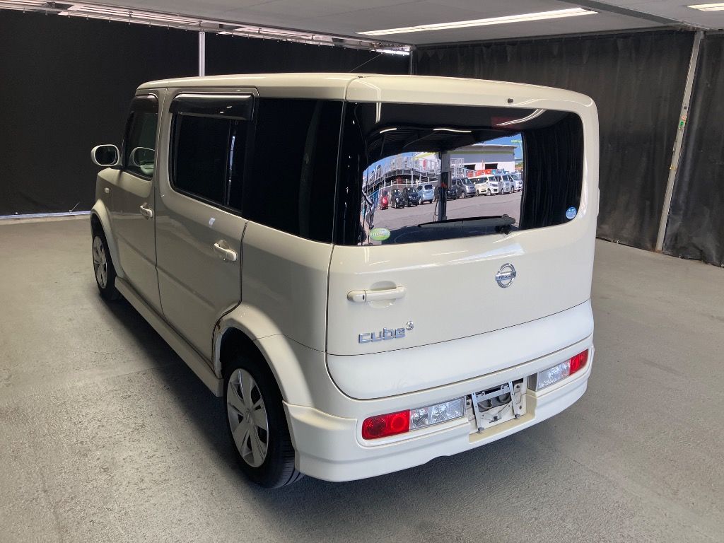 2005 Nissan キューブキュービック 15M auction photo 2