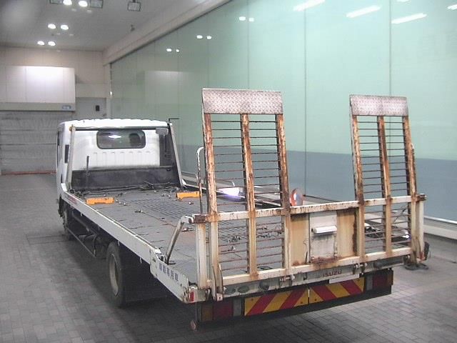 2011 Isuzu Elf Sekisaisha auction photo 2