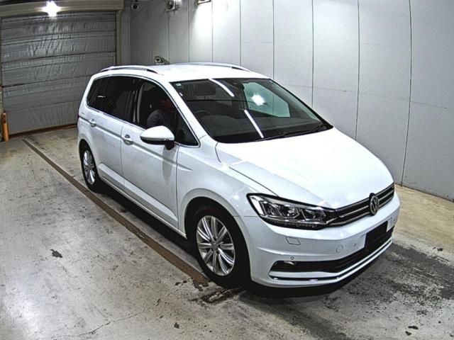 2018 Volkswagen ゴルフトゥーラン TSI ハイライン Japan auction vehicle