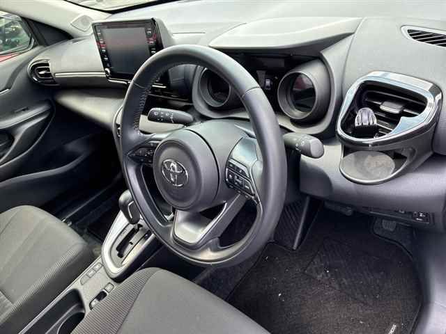 2022 Toyota Yaris Cross G auction photo 3