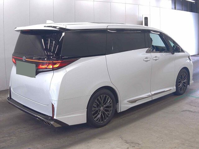 2025 Toyota Vellfire Z Premier auction photo 5