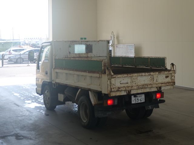 2006 Isuzu Elf dump auction photo 2