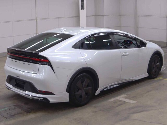 2023 Toyota Prius U 4WD auction photo 5