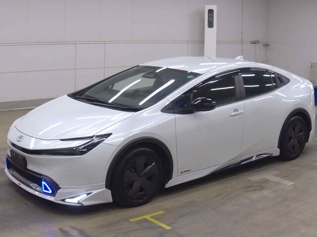 2023 Toyota Prius U 4WD auction photo 4