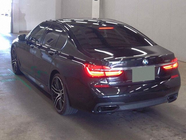 2016 BMW 7 Series 750i M Sport auction photo 2