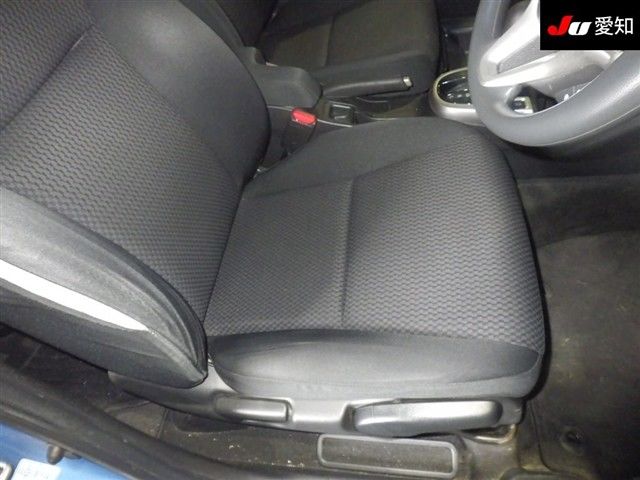 2017 Honda Fit 13G L ホンダセンシング auction photo 6