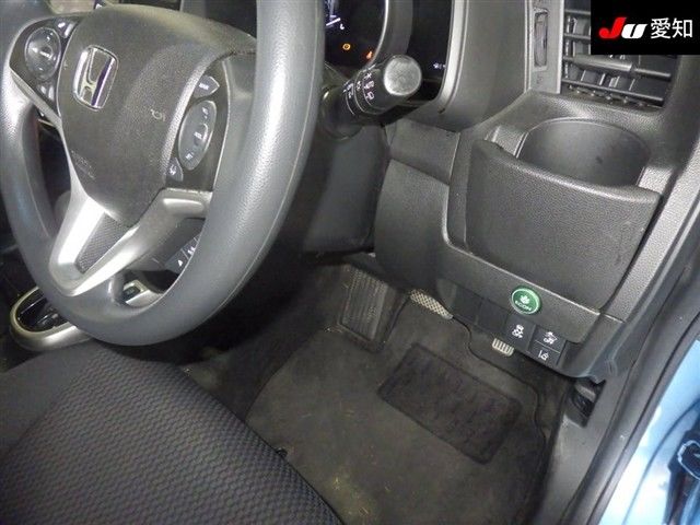 2017 Honda Fit 13G L ホンダセンシング auction photo 5