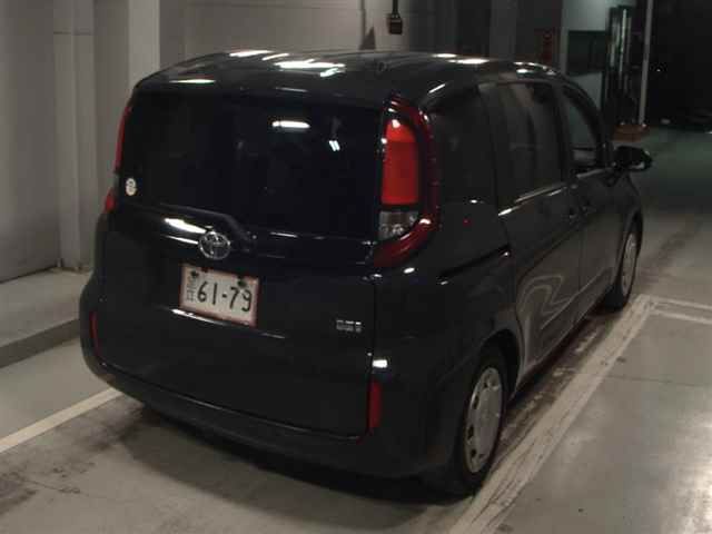 2023 Toyota Sienta G auction photo 5