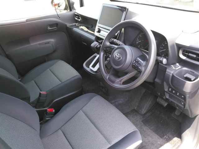 2023 Toyota Sienta G auction photo 3