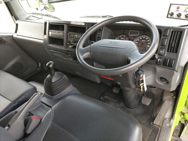 2011 Isuzu Elf Packer auction photo 3