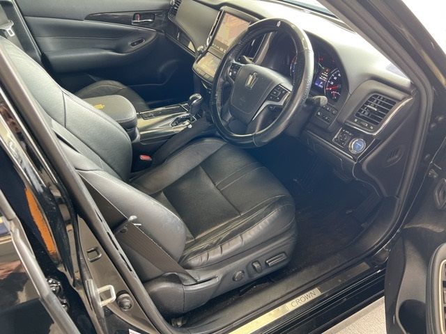2013 Toyota Crown アスリートG auction photo 4