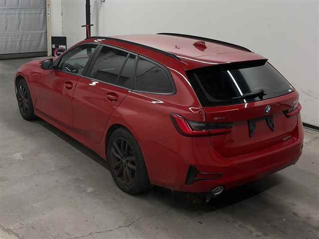2019 BMW BMW3シリーズツーリング 4WD 320d xDriveツーリング auction photo 2