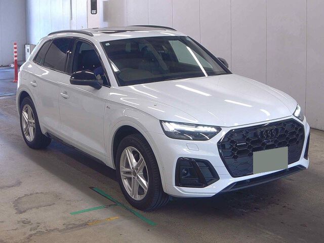 2024 Audi Q5 40TDIクワトロSライン 4WD Japan auction vehicle