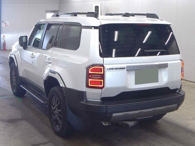 2024 Toyota Land Cruiser 250 VX 4WD auction photo 2