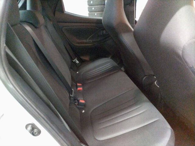 2022 Toyota Yaris ハイブリッドX 4WD auction photo 6