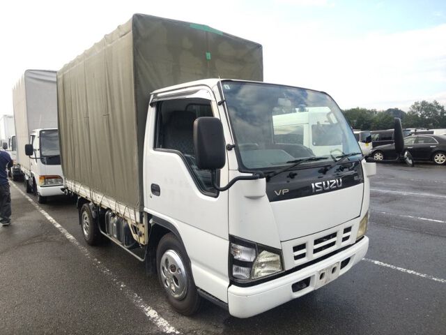 2005 Isuzu Elf Japan auction vehicle