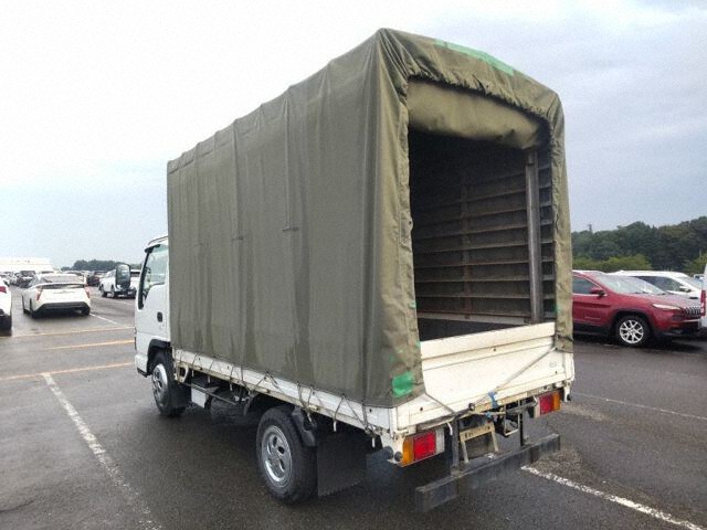 2005 Isuzu Elf auction photo 2